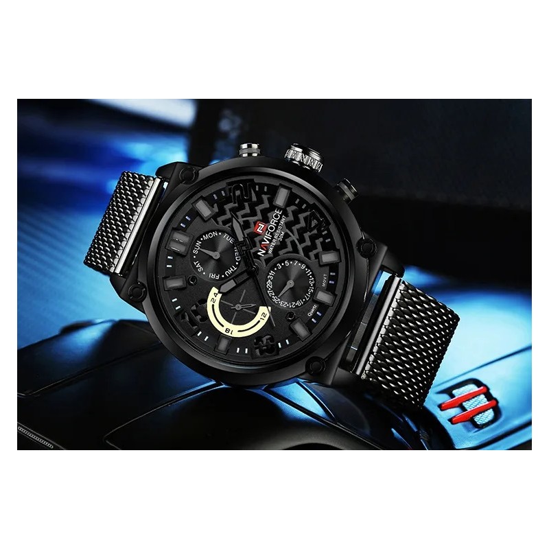 Naviforce Luxury Chronograph Watch With Metal Strap